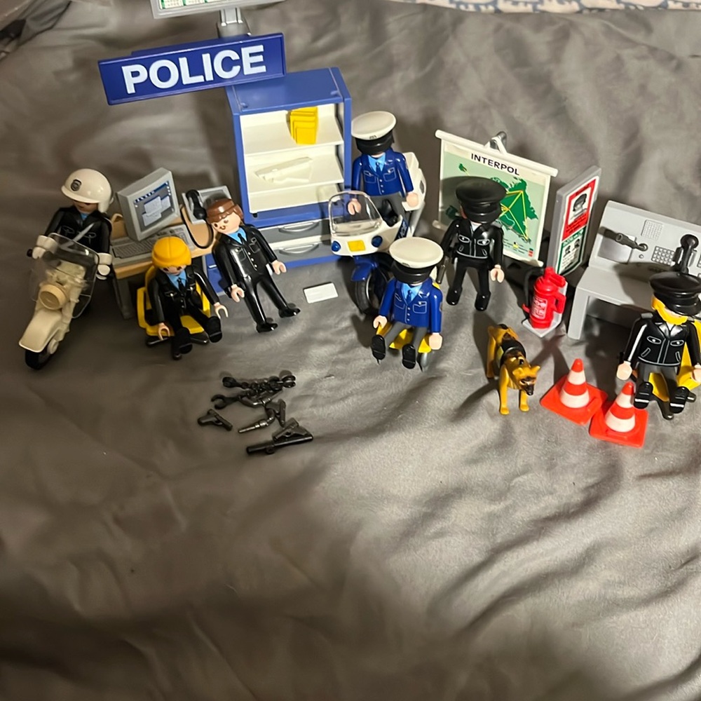 Vintage Playskool police station
